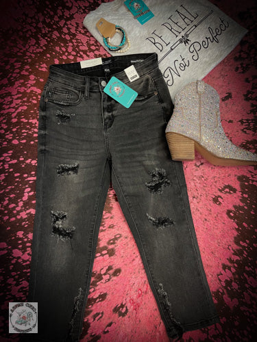 Courtney Capri Skinny Jeans